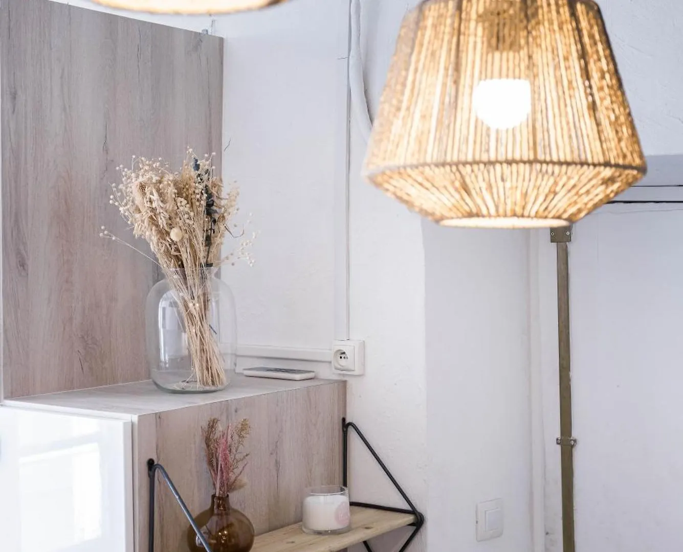 Apartment Charme Du Suquet - 12Mn Du Palais&Plage, Cosy, Neuf Cannes